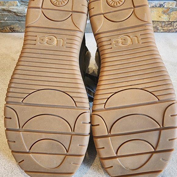 UGG Lakesider Heritage Lace Boots - NWOT - Picture 7 of 8